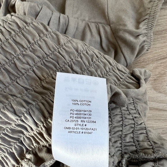 Sunday Best Aritzia Luma t-shirt - Picture 5 of 6